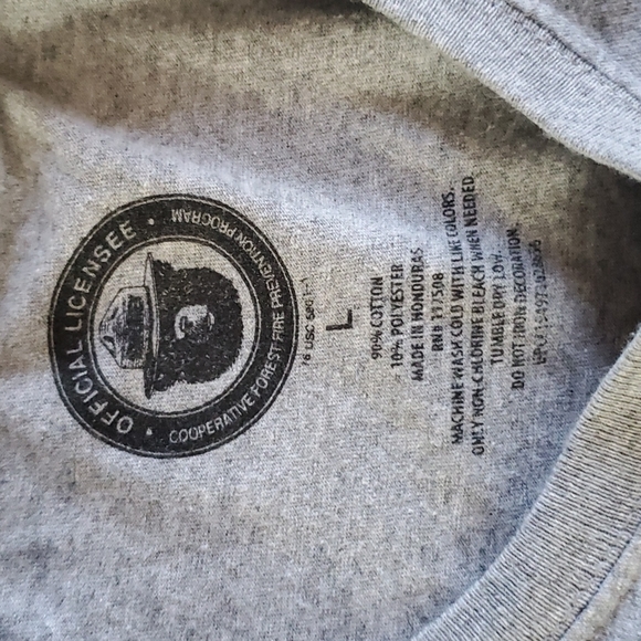 Smoky Bear, Forest Fire Prevention, size Large, short sleeve tee, grey - Picture 3 of 8